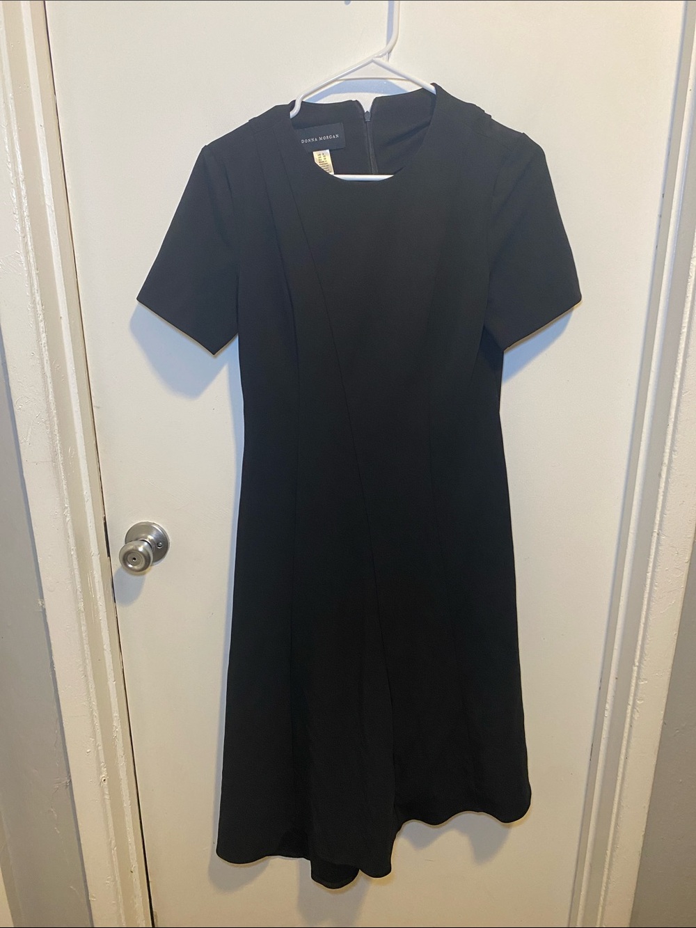 Donna Morgan Black Short-Sleeve Midi Dress